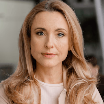 Esther Howard's avatar